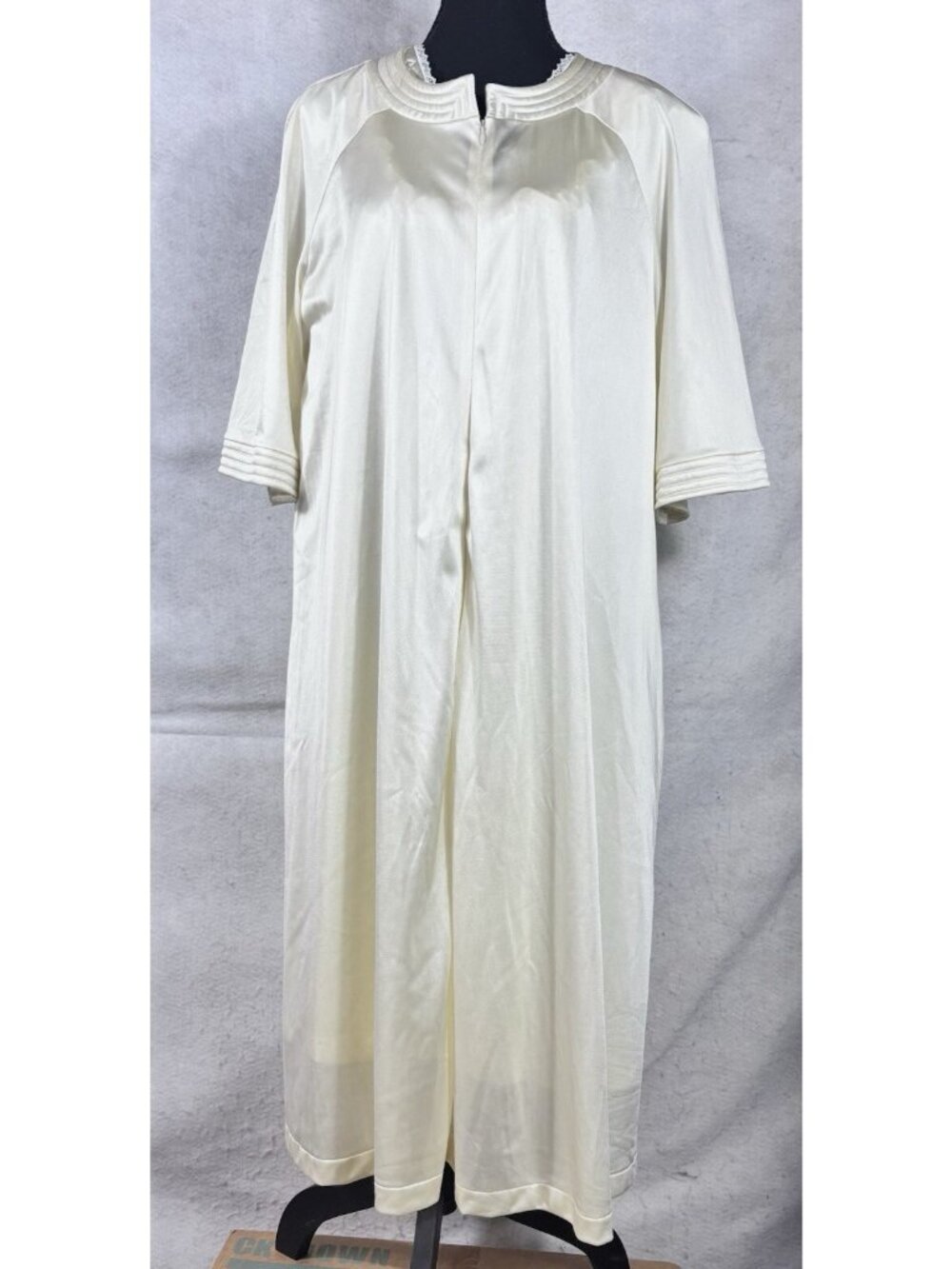 Vintage Vanity Fair Ivory Cream Zip Robe Night Gown Large Two-Piece Set
